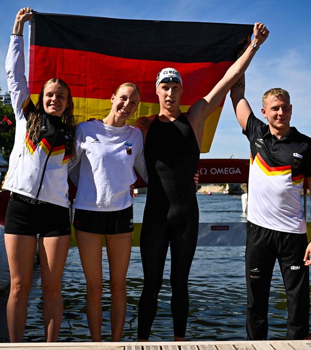 Julia Ackermann, Isabel Gose, Florian Wellbrock und Oliver Klemet treten in der 4×1500-Meter-Mixed-Staffel in der Seine an.