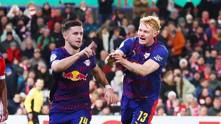 Christoph Baumgartner und Nicolas Seiwald in Cottbus am 28.10.25