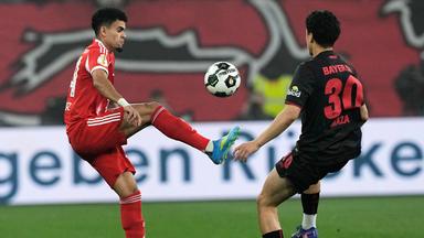 FC Bayern nimmt die Hürde Leverkusen locker