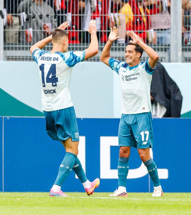 Patrik Schick jubelot nach seinem Tor zum 1:0 am 22.08.2026 in Wiesbaden.