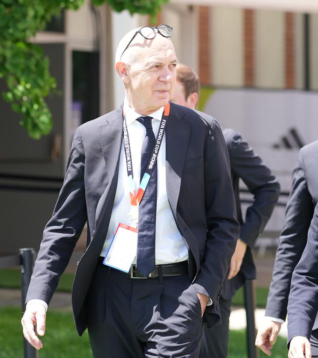 DFB-Präsident Bernd Neuendorf kommt ins Stadion