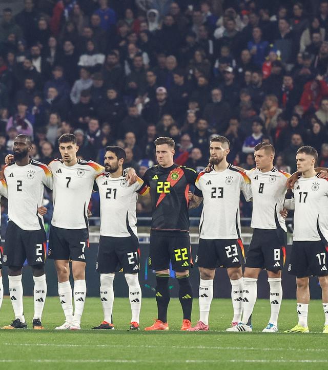 Deutsche Nationalmannschaft vor dem Spiel gegen Frankreich