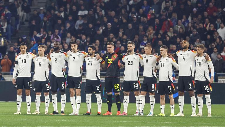 Deutsche Nationalmannschaft vor dem Spiel gegen Frankreich