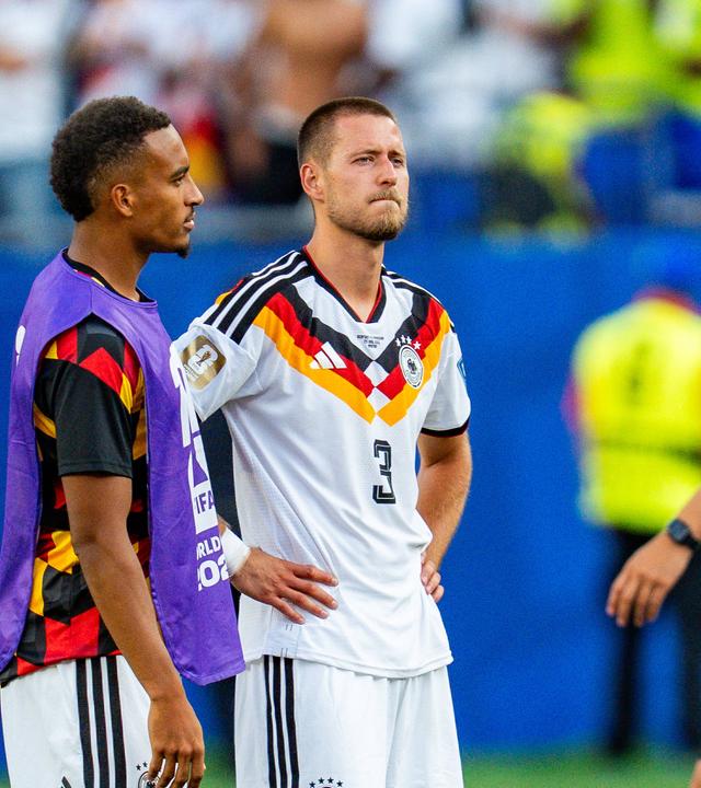 Enttäuschte DFB-Spieler nach dem WM-Aus