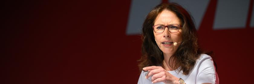 Yasmin Fahimi, DGB-Vorsitzende, spricht bei der Hauptkundgebung des Deutschen Gewerkschaftsbundes (DGB) zum 1. Mai