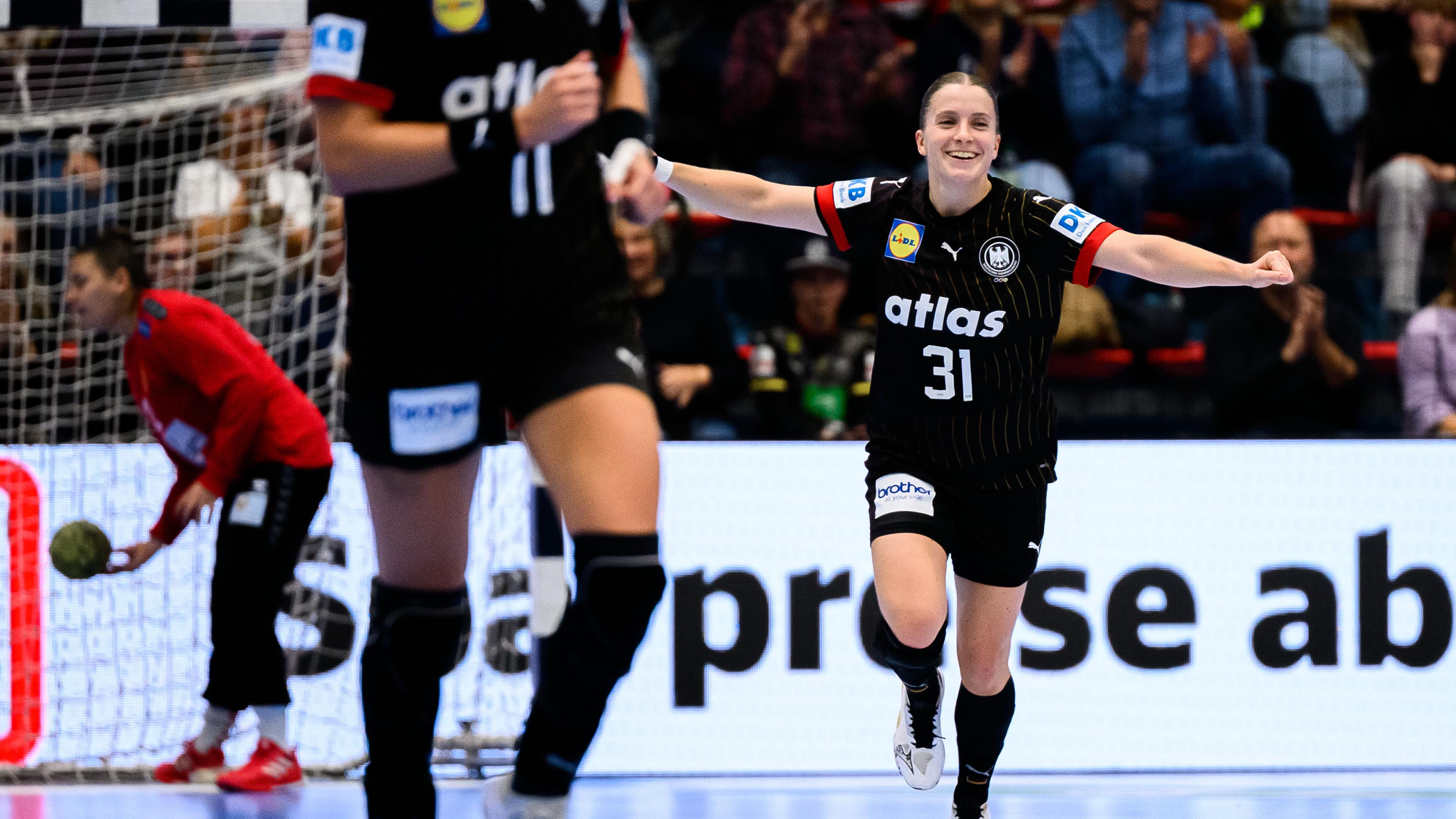 Alexia Hauf jubelt.