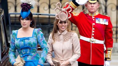 Archiv: Prinzessin Eugenie von York (l) und Prinzessin Beatrice von York