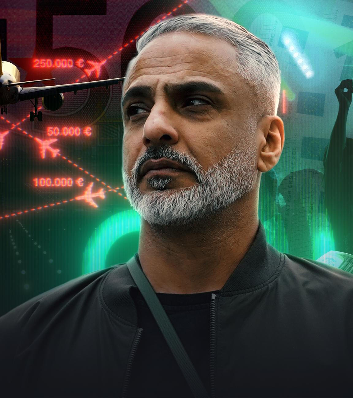 Ali C. vor einem Hintergrund mit Spur-Logo und Geldscheinen