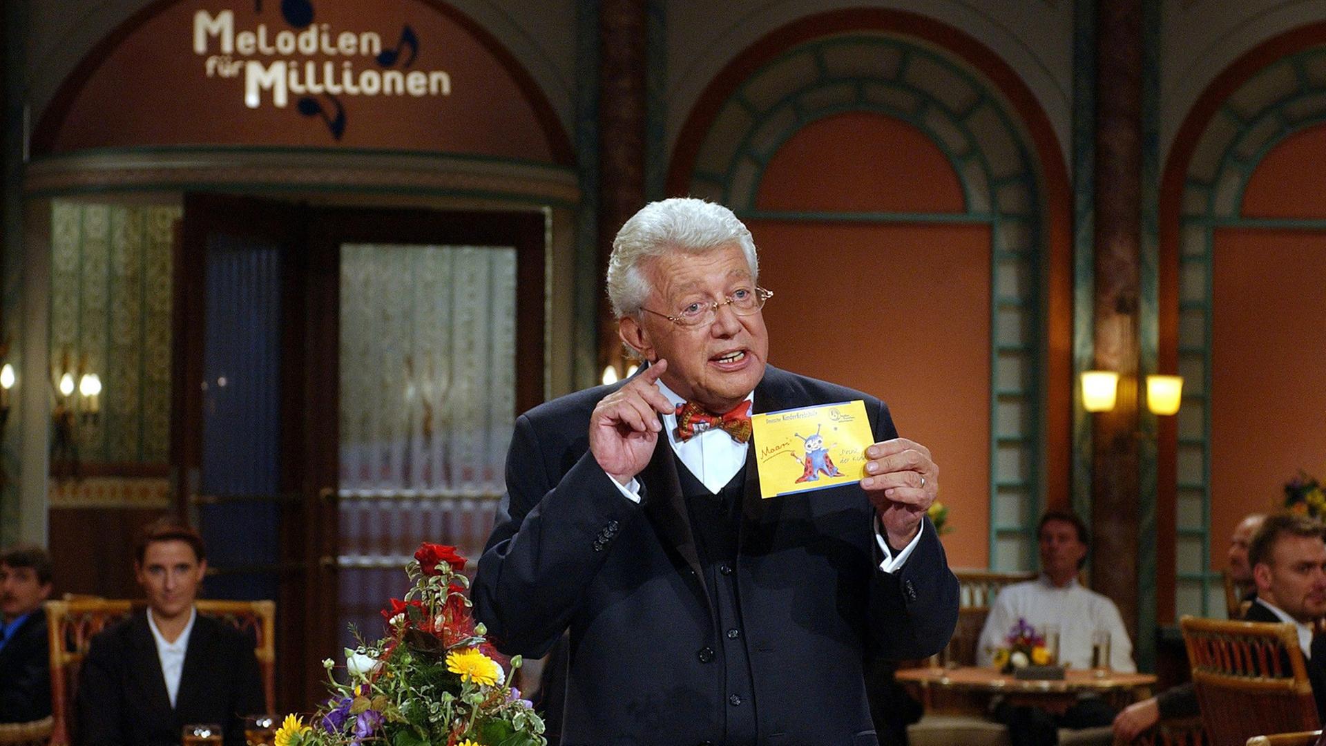Dieter Thomas Heck moderiert "Melodien für Millionen" 2003