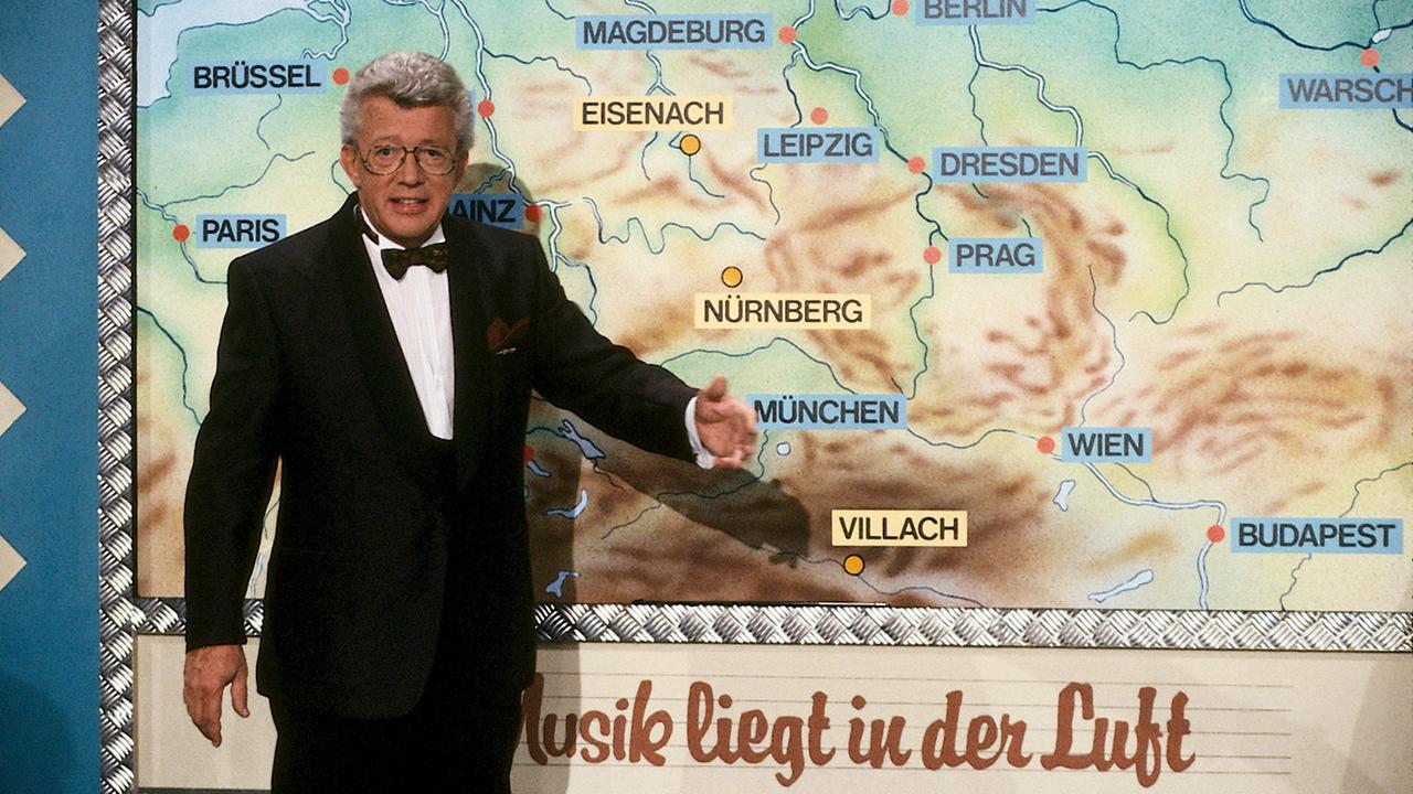 Archiv: Dieter Thomas Heck moderiert "Musik liegt in der lLuft" 1991 