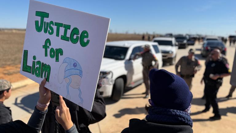 US-IMMIGRATION-ICE-PROTEST