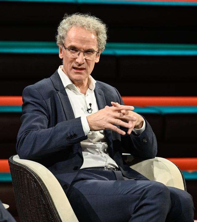 Dirk Oschmann im Gespräch mit Markus Lanz