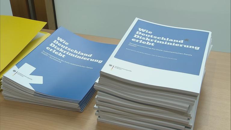 Hefte zum Umgang mit Diskriminierung