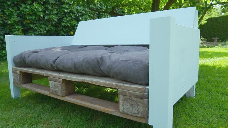 DIY-Projekt: Zweisitzer-Lounge.