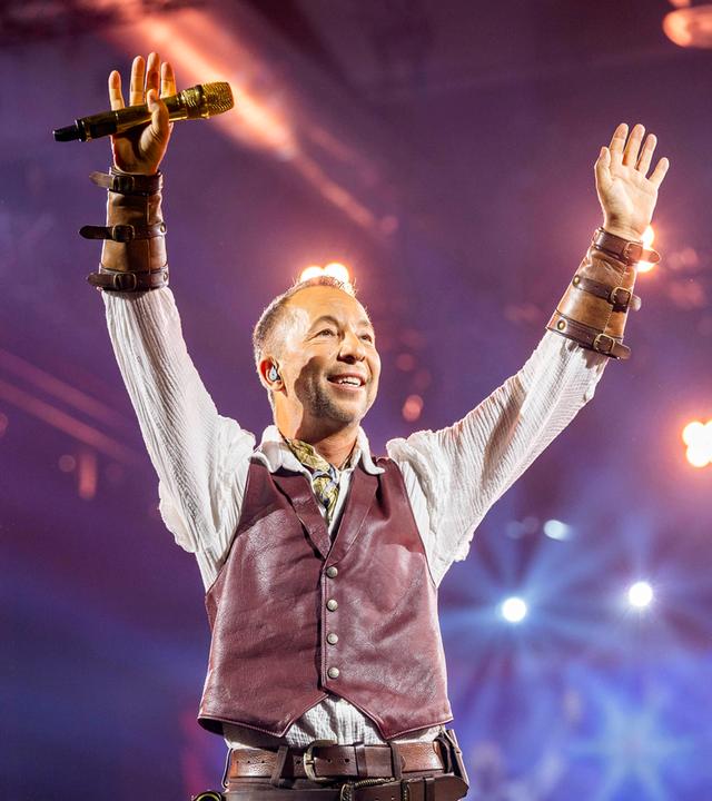 "Love is all around": Backstage bei DJ Bobo