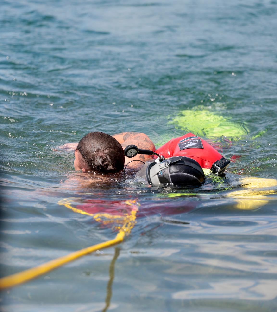 Feuerwehr und DLRG, Rettungssimulation