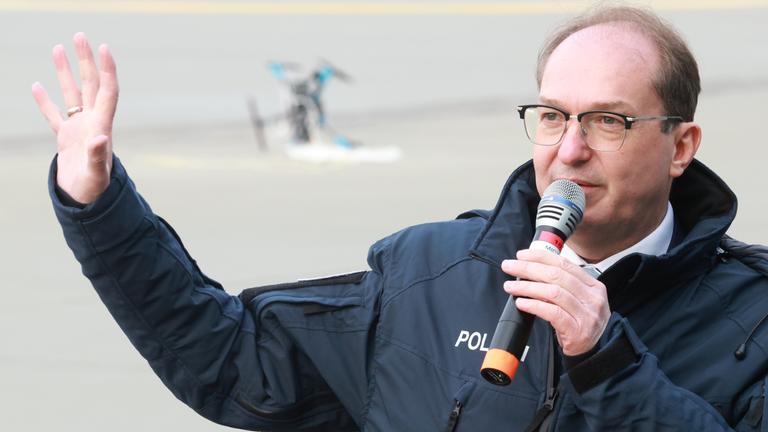 Dobrindt in Ahrensfelde 