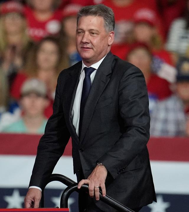 Gernot Döllner, Vorstandsvorsitzender der Audi AG, bei einer Wahlkampfveranstaltung mit US-Präsident Trump im Guardian Centers of Georgia.