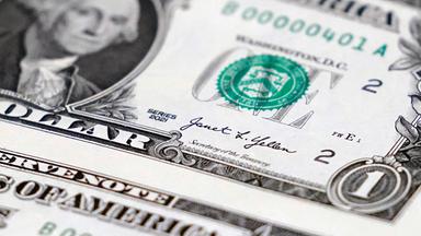 Ein frisch gedruckter Ein-Dollar-Schein.