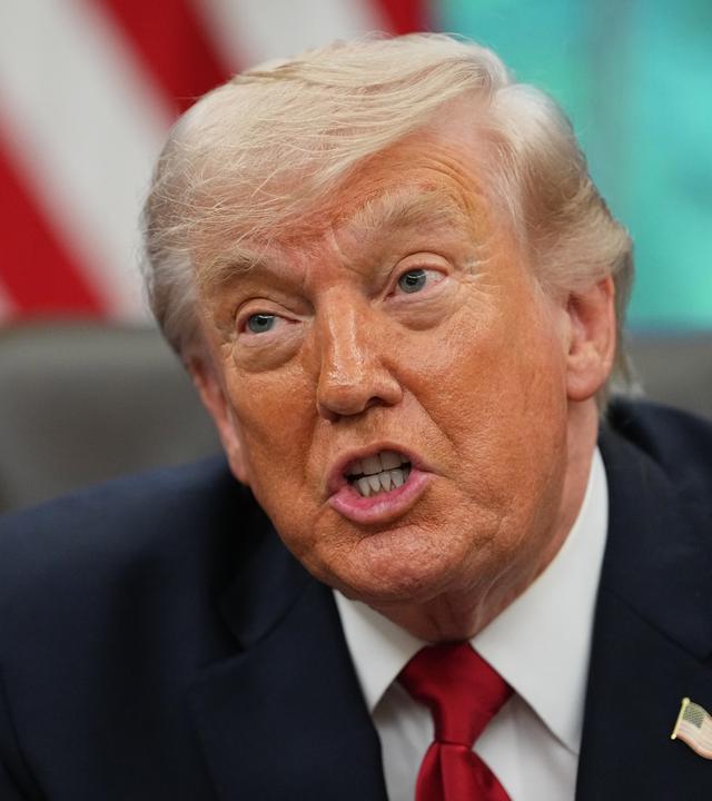 US-Präsident Donald Trump spricht bei einem Treffen mit Nasa-Astronauten im Weißen Haus.