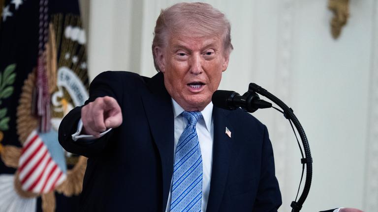 Donald Trump empfängt Kleinunternehmer während der Nationalen Woche der Kleinunternehmen in Washington