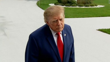Donald Trump ist zu sehen.