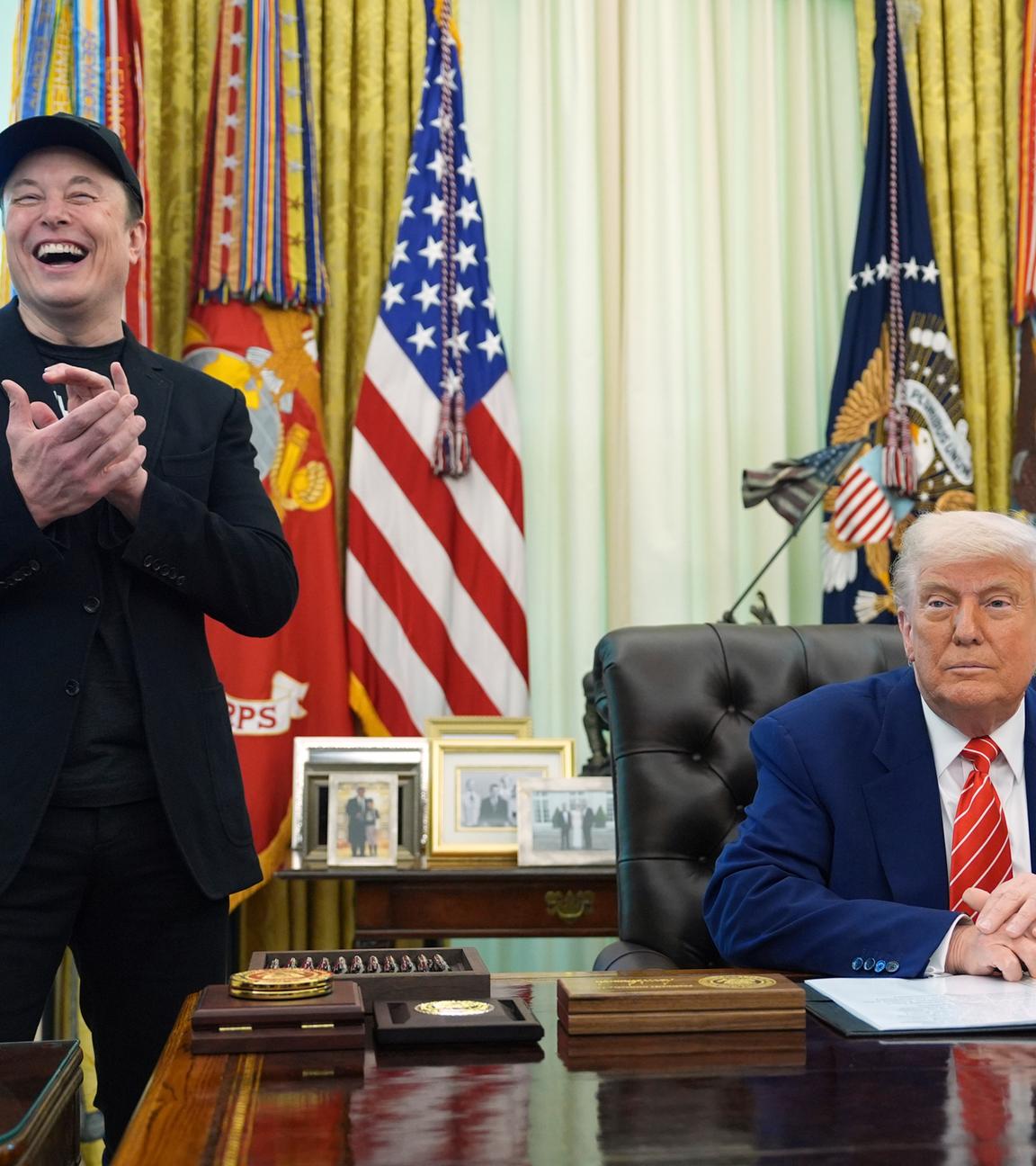 Donald Trump und Elon Musk während der Pressekonferenz im Oval Office am 30.05.2025.
