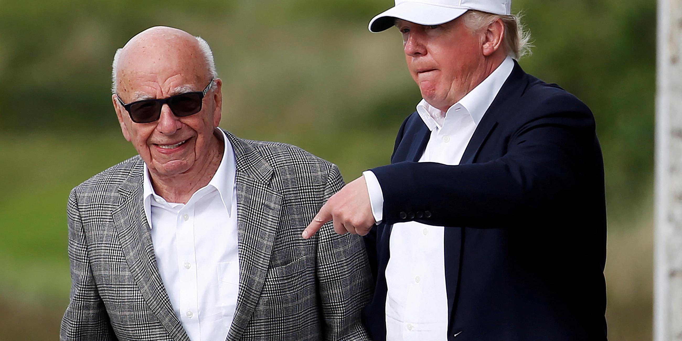 Ex-Präsident Donald Trump im Gespräch mit Medienmogul Rupert Murdoch in Schottland im Juni 2016