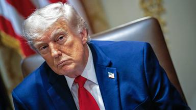 US-Präsident Trump hält eine Kabinettssitzung in Washington ab.