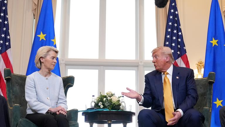 US-Präsident Donald Trump trifft die Präsidentin der Europäischen Kommission, Ursula von der Leyen
