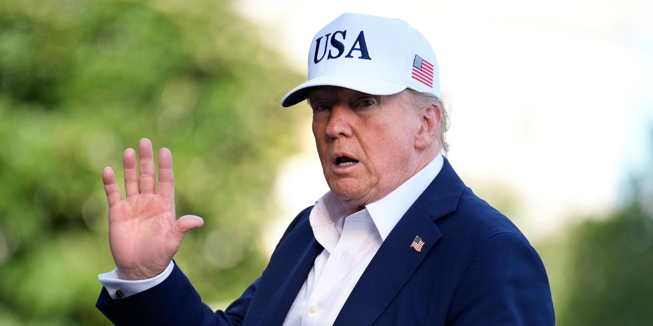US-Präsident Donald Trump kommt am Weißen Haus an.