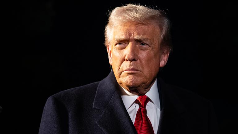 US-Präsident Donald Trump verlässt das Weiße Haus.