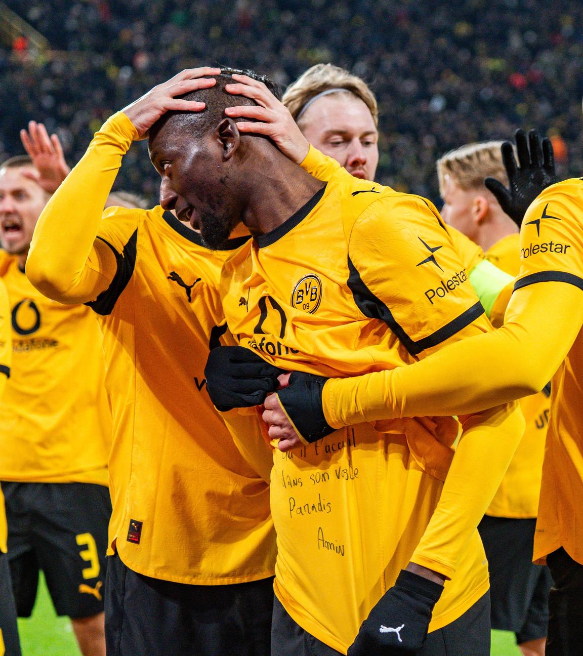 Serhou Guirassy (Borussia Dortmund, 9) jubelt.