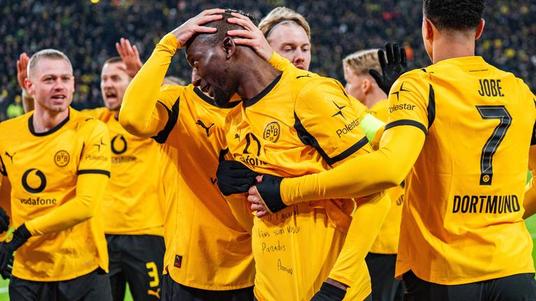 Serhou Guirassy (Borussia Dortmund, 9) jubelt.