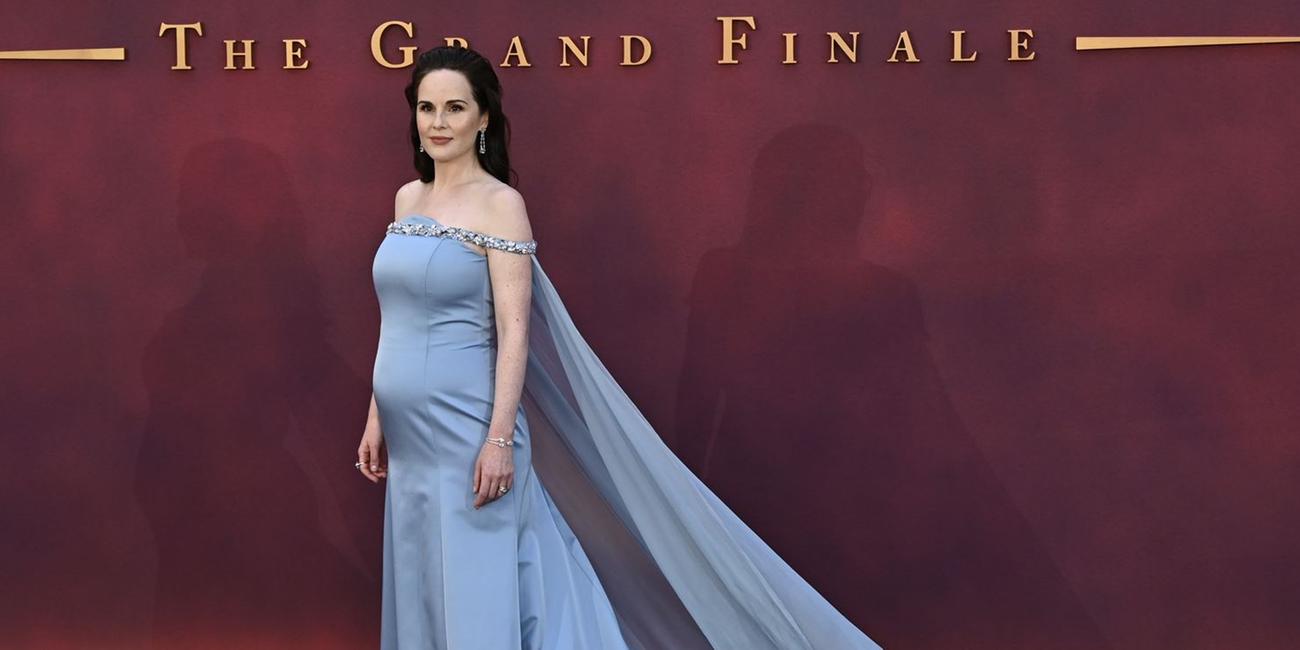 Schauspielerin Michelle Dockery enthüllt ihren Baby-Bauch bei der Premiere von "Downton Abbey: The Grand Finale"