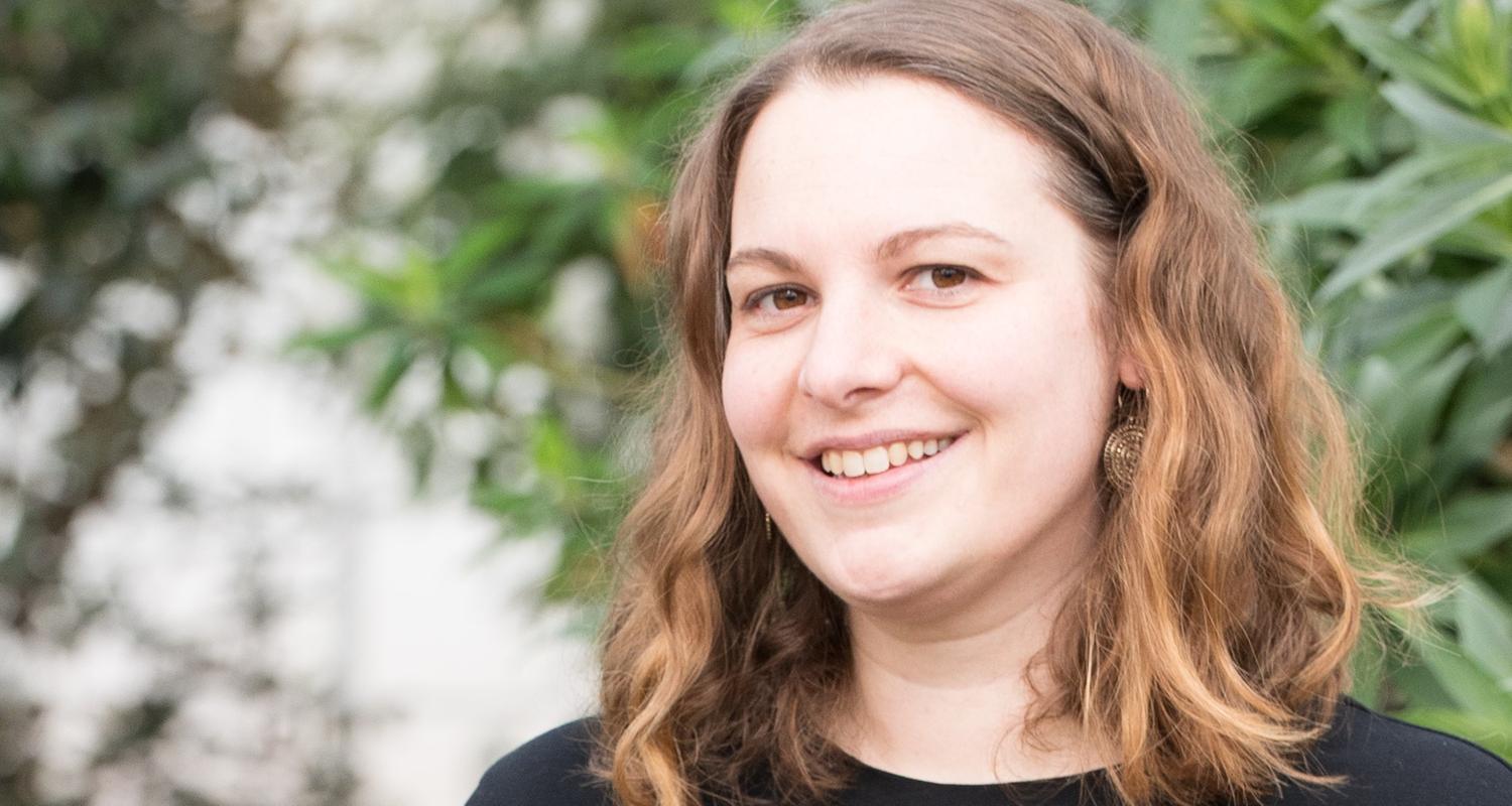 Wildtierbiologin Dr. Sophia Kimmig im Portrait.