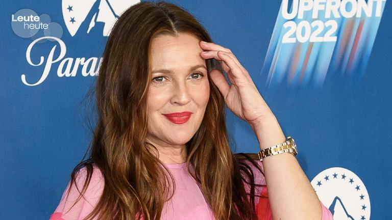 Drew Barrymore besucht die Paramount 2022 Upfront Party.