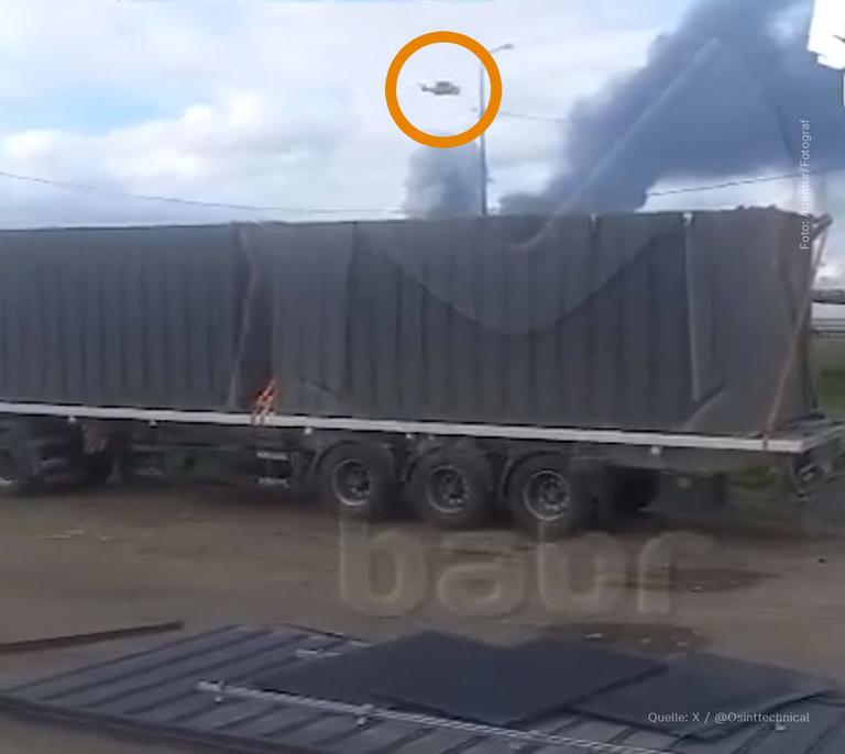 Drohne startet aus einem Container