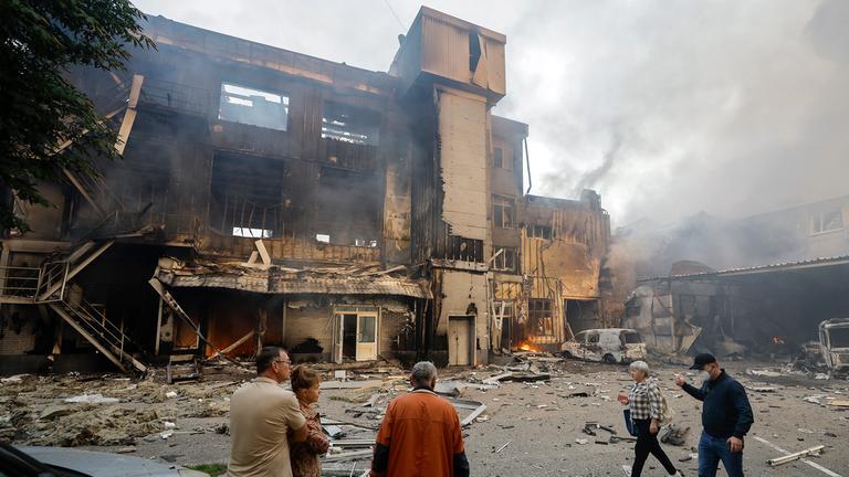 Ort eines Drohnenangriffs nach einem nächtlichen Angriff in Kiew, Ukraine