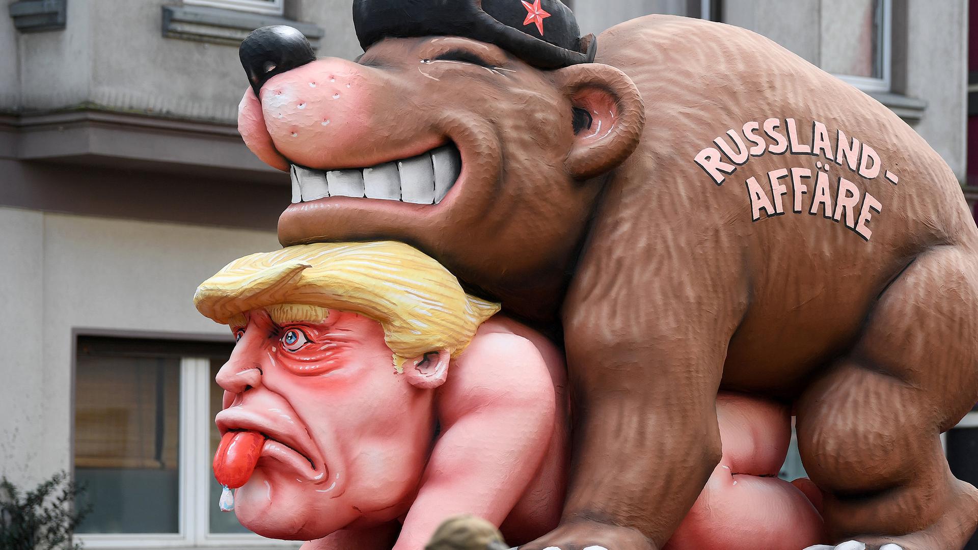 Rosenmontag am Rhein: Düsseldorf