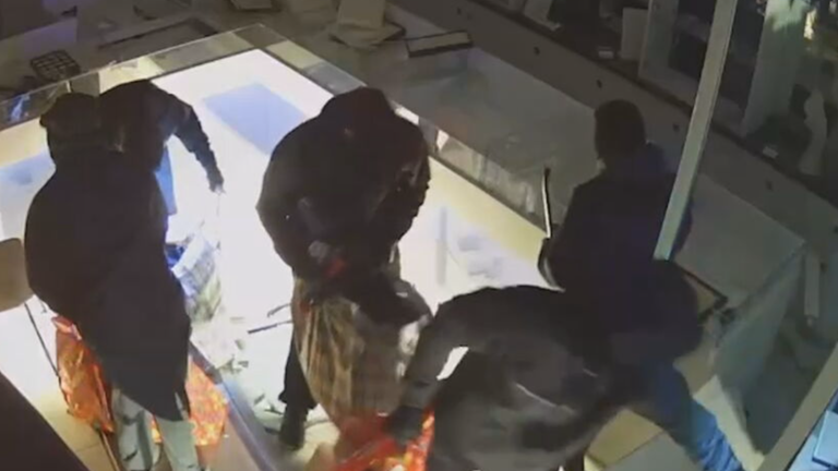 Schmuckraub Duisburg: Opfer spricht erstmals