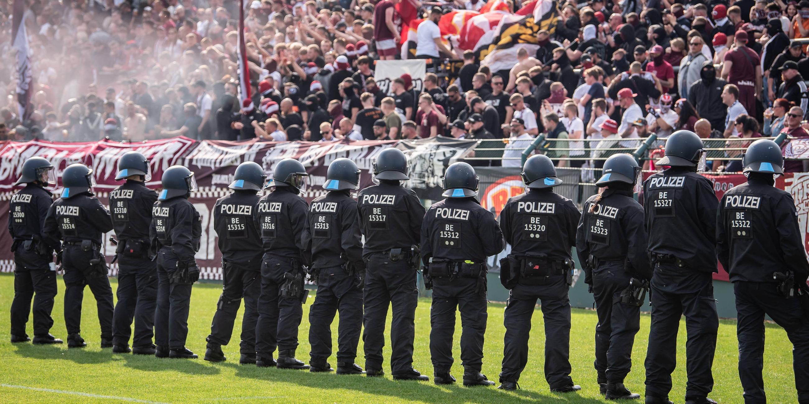 Ausschreitungen beim Spiel zwischen Dynamo und Energie Cottbus am 04.05.2024.