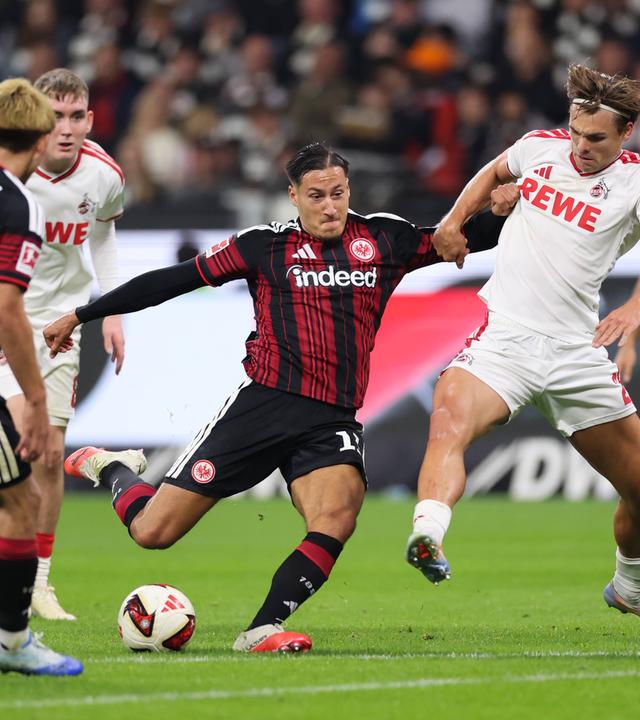 Younes Ebnoutalib trifft zum Sieg für Eintracht Frankfurt.