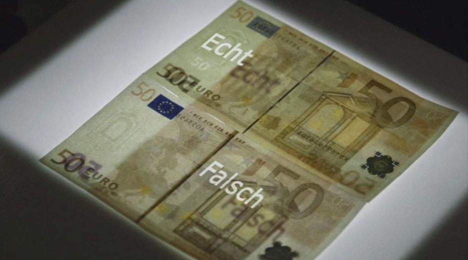 Echter und falscher 50 Euro-Schein