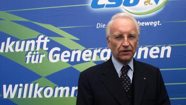 Edmund Stoiber (CSU) vor Parteitagslogo 1999
