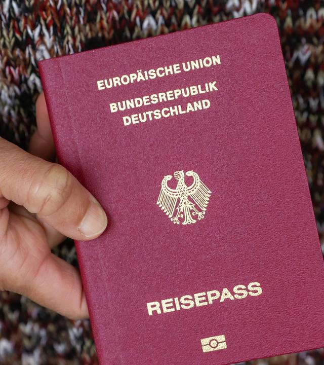 Ein deutscher Reisepass (Archivfoto)