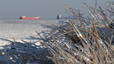 eingefrorene Ostsee