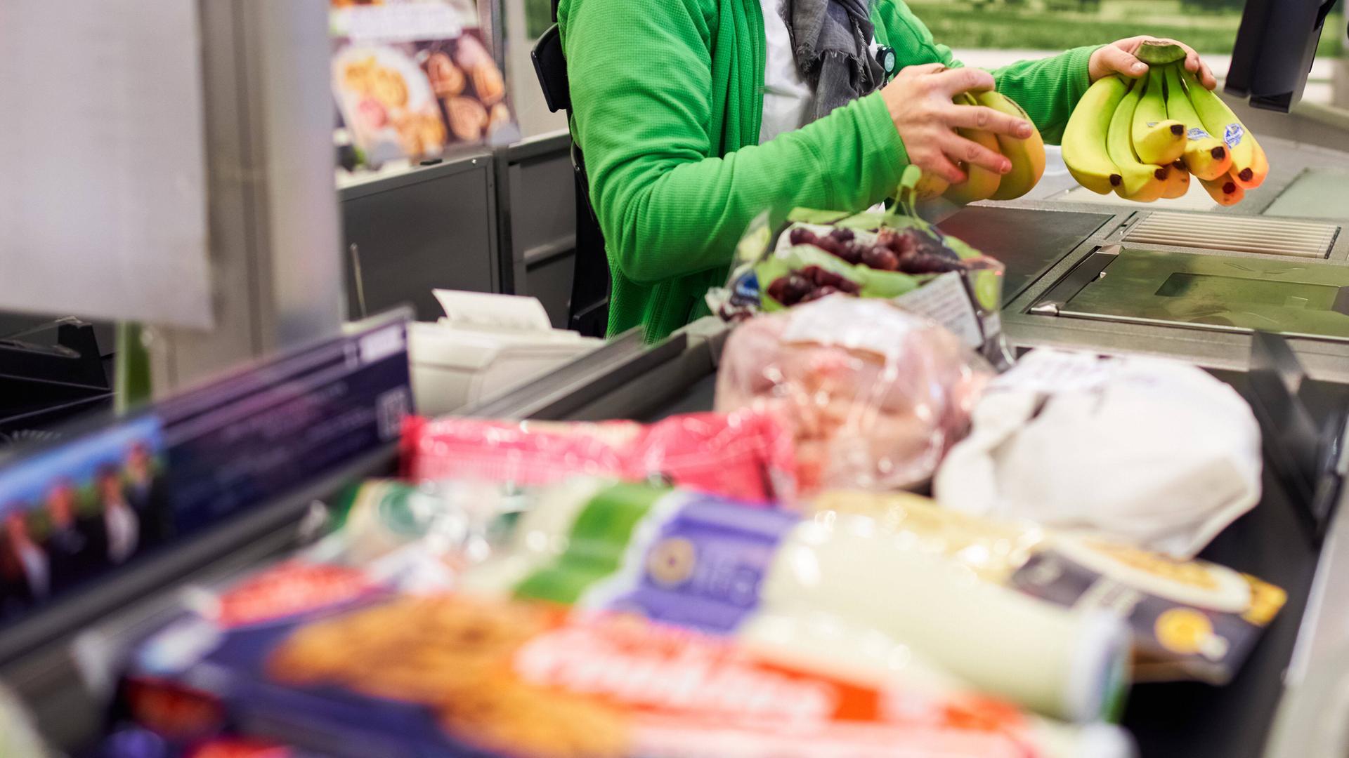 Archiv: Einkauf im Supermarkt