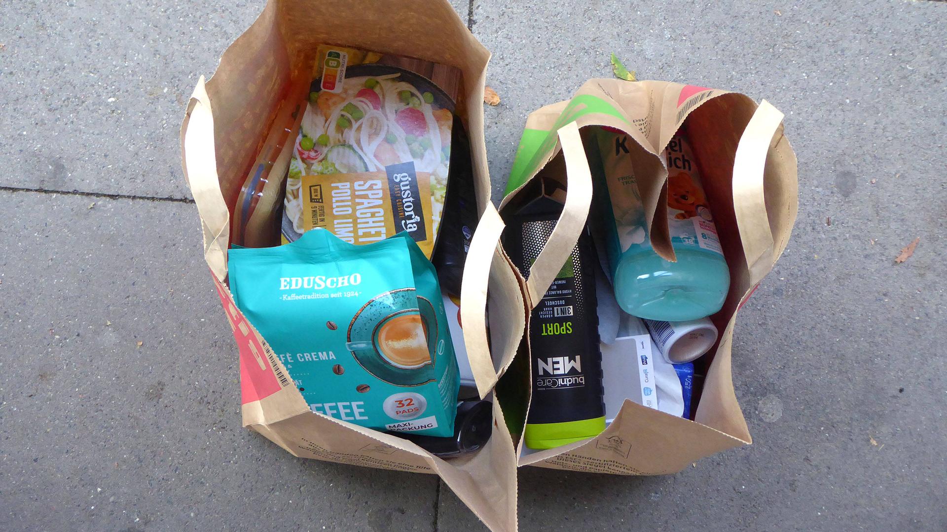 Gefüllte Einkaufstüten