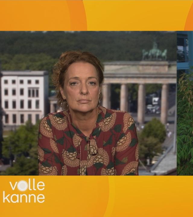Britta Spiekermann und Nadine Krüger in Schaltposition